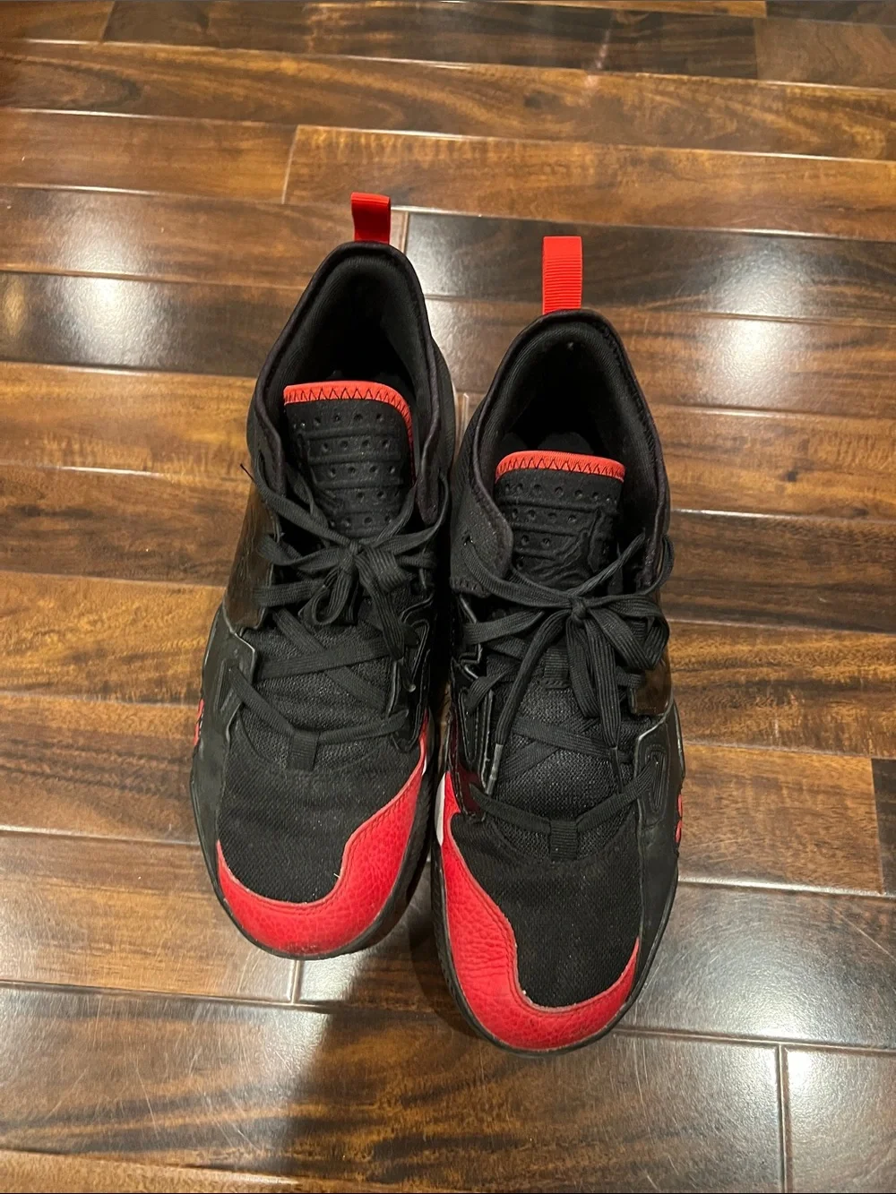Jordan Men's Black and Red High-Top Sneakers